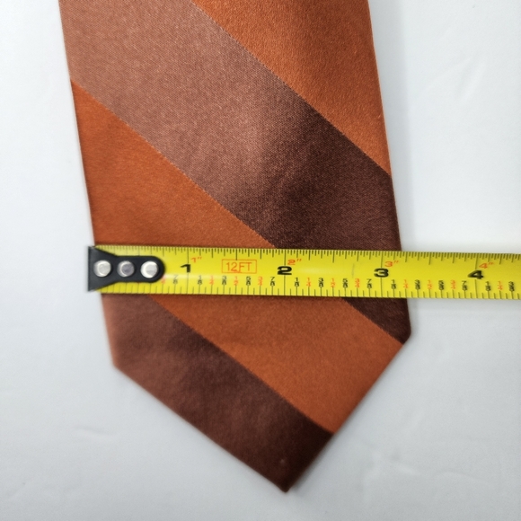 STAFFORD Orange Silk Tie. - Picture 5 of 6